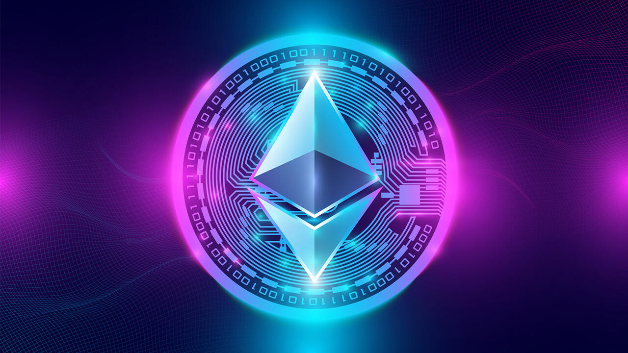 Ethereum (ETH) is the second cryptocurrency in the world in terms of capitalization. How to use it?
